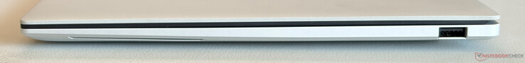 Corretto: USB-A 3.2 Gen 2 (10 Gbit/s)