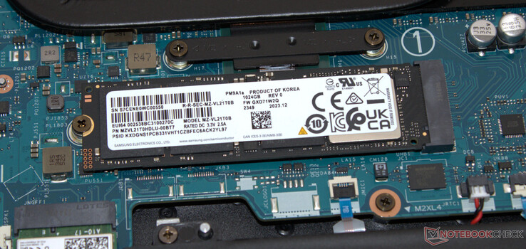 Un SSD PCIe 4 funge da unità di sistema.