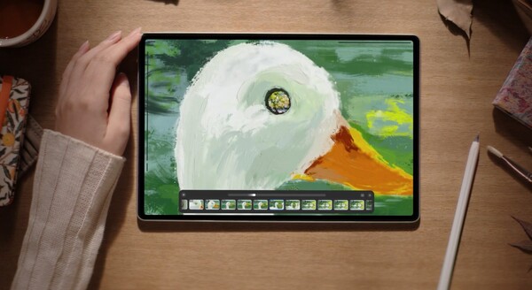 Huawei MatePad Pro 12,2'' (2025) ha un display OLED in tandem. (Fonte immagine: Huawei)
