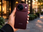 Quest’anno Vivo trasforma il normale X500 in un modello di punta dotato di fotocamera di livello professionale.