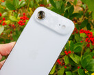 Si prevede che l’iPhone Air 2 colmi le lacune del modello precedente, raffigurato qui.
