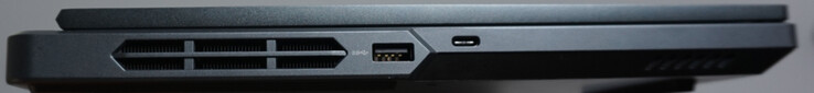 Porte a sinistra: USB-A (5 Gbit/s), USB-C (10 Gbit/s, DP)
