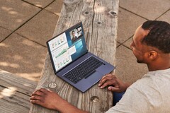 L'Intel NUC P14E Laptop Element ha un display 3:2 e una batteria da 77 Wh. (Fonte immagine: Intel)