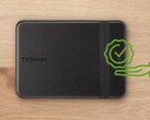 L’hard disk Toshiba presenta un design estremamente essenziale con una finitura di colore nero