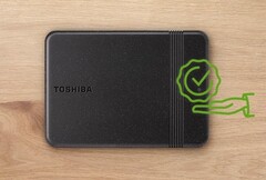 L’hard disk Toshiba presenta un design estremamente essenziale con una finitura di colore nero 
