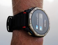 L’Amazfit T-Rex Dual Solar integra celle solari sulla parte anteriore e posteriore.