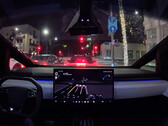 Cybertruck FSD in azione (Fonte: WholeMars/YT)