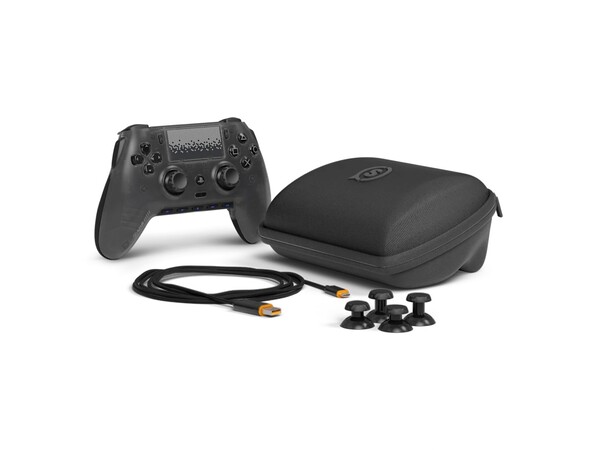 Scuf Omega è dotato di accessori aggiuntivi, tra cui una custodia.