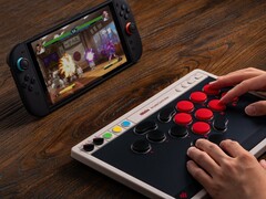 Un controller Arcade 8BitDo collegato a un Nintendo Switch 2. (Fonte: 8BitDo)