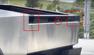 Il portellone posteriore sembra necessitare di una modifica al montaggio, mentre la telecamera posteriore è discretamente nascosta sotto la barra dei fari posteriori (fonte: Farzad Mesbahi su YouTube)