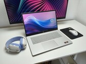 HP OmniBook 3 17 in recensione
