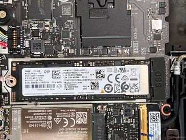 SSD M.2-2280 sostituibile (PCIe 4.0)