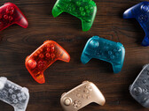 gli ultimi controller rilasciati da 8BitDo sono allineati uno accanto all'altro. (Fonte: 8BitDo)
