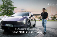 Test nel traffico urbano di Monaco: He Xiaopeng, amministratore delegato di Xpeng, illustra il nuovo sistema Next Generation Pilot (NGP) a bordo della Xpeng L03.