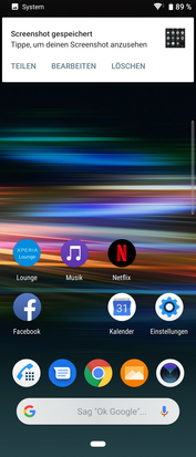 Home screen di default e notifica screenshot