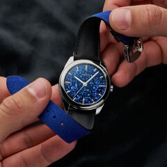 Il modello Awake Son Mai Fragments nella colorazione blu (profondità dell'oceano) (Fonte immagine: Awake)