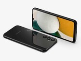 Il Galaxy A34 sembra avere cornici del display più sottili rispetto ai suoi predecessori. (Fonte: @OnLeaks &amp; Giznext)