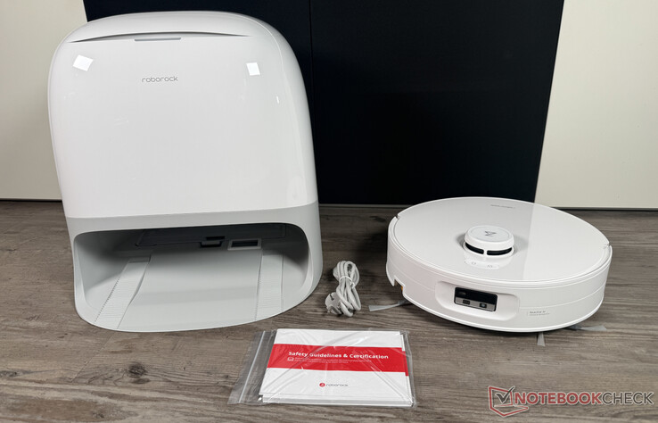 La fornitura spartana del Roborock Qrevo Curv 2 Flow