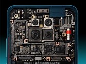 Schede logiche impilate per risparmiare spazio (Image source: Redmi via @xiaomishka)