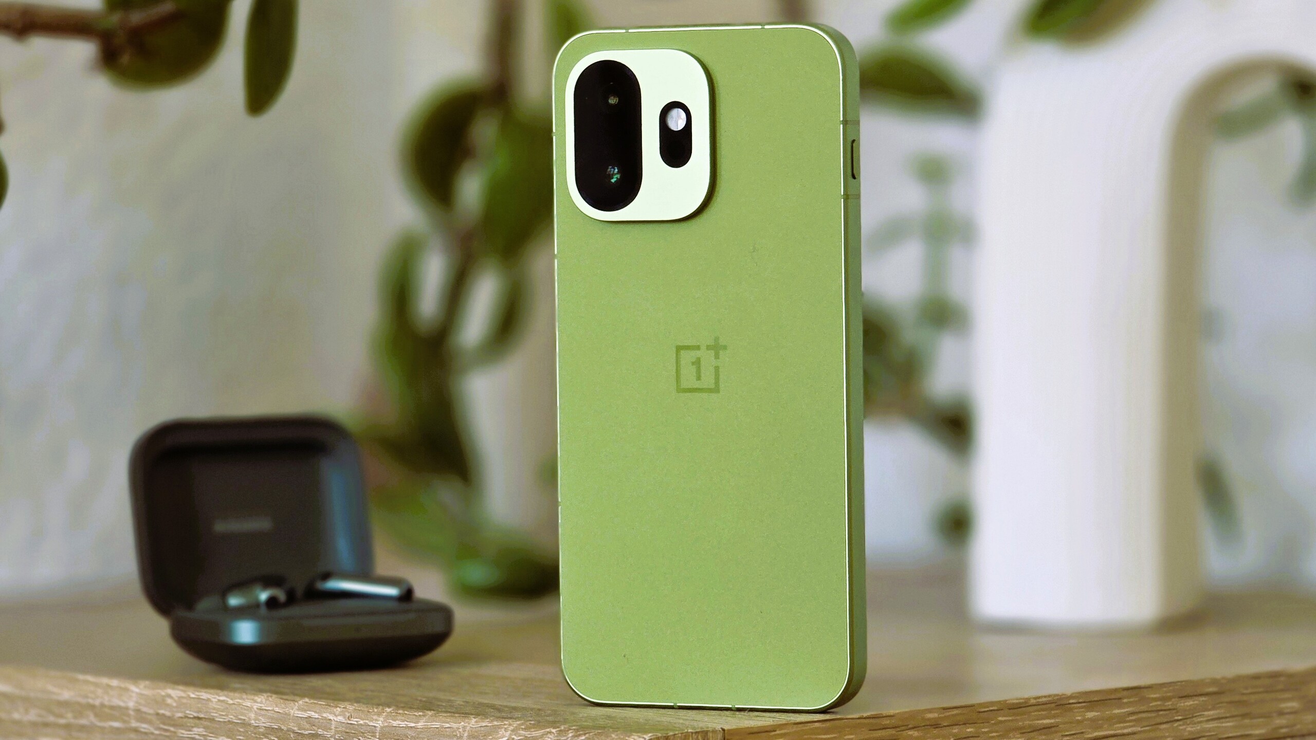 OnePlus 15T in recensione