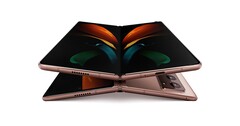 Il Galaxy Z Fold2 è tra le ammiraglie più costose. (Fonte: Samsung)