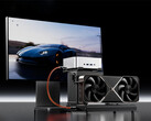 L'EG01 con una PSU SFX, una GPU Nvidia GeForce RTX e un mini-PC impilato sopra di essa. (Fonte immagine: Aoostar)