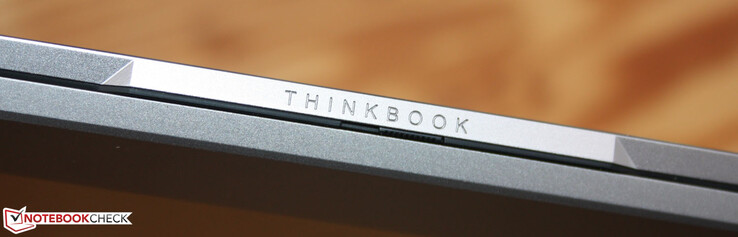 Il Lenovo ThinkBook 13s-ITL G2 con l'Iris Xe G7 80EUs
