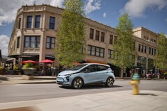 GM ha abbassato il prezzo della Chevy Bolt 2023, che ora parte da 26.595 dollari per la variante 1LT. (Fonte: GM)