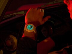 Gli orologi Casio Hidden Glow, come il modello GA-2100HDS-7A (nella foto), vengono lanciati in Europa. (Fonte: Casio)