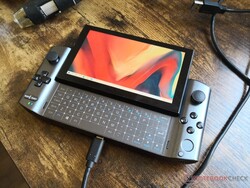 Recensione del GPD Win 3. Unità di prova fornita da GPD