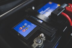 SK On sta lavorando sulla longevità delle batterie a stato solido per i veicoli elettrici (Fonte: Pixabay)