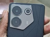 Il Tecno Camon 20 Pro? (Fonte: GadgetsLeo)