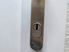 Lo Smart Lock Touch41 non è compatibile con una rosetta di sicurezza.