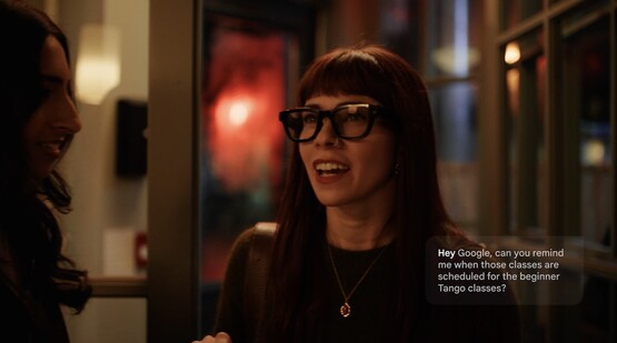 Il primo paio di occhiali intelligenti di Google utilizzerà microfoni, fotocamere e altoparlanti per non avere schermi. (Fonte: Google)