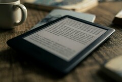 Se vuole leggere seriamente, un Kindle non è un lusso... è l&#039;ovvio passo successivo (Fonte immagine: felipepelaquim on Unsplash)