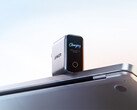 Il Laptop Charger Pro è in grado di rilevare computer portatili Mac e Windows. Nell’immagine: una foto promozionale del caricabatterie che mostra la funzione di rilevamento.