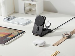 La nuova stazione di ricarica magnetica pieghevole 3-in-1 ESR CryoBoost per i dispositivi Apple. (Fonte: ESR)