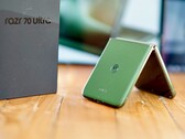 Il Motorola Razr Plus 2026 (Razr 70 Plus) presenta numerosi vantaggi; purtroppo, la comunicazione chiara del calendario degli aggiornamenti non è tra questi.
