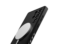 Il Galaxy S26 Ultra potrebbe effettivamente essere dotato di una ricarica wireless da 25 W. Nella foto: Galaxy S25 Ultra con custodia magnetica. (Fonte: Dbrand)