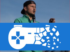 Logo Stop Killing Games davanti al vicepresidente del Parlamento europeo Nicolae Ștefănuță
