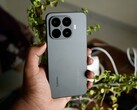 Ho testato il telefono ammiraglia di Xiaomi da 899 euro, e fa una concorrenza agguerrita a Samsung, Google e Motorola