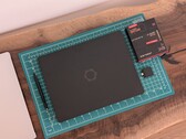 Il processo di produzione del Laptop 13 Pro lo rende più simile ai tradizionali notebook prosumer a conchiglia, come il Razer Blade