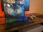 Recensione del laptop Lenovo Legion Slim 7i 16 Gen 8: Più sottile del Razer Blade 16