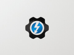 I computer portatili Framework sono ora ufficialmente certificati Thunderbolt 4. (Immagine da Framework e Intel con modifiche) 