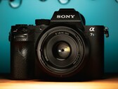 Sony potrebbe ampliare in modo significativo la propria gamma di obiettivi attraverso un'acquisizione.