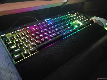 La K70 MK.2 ha luminosi LEDs RGB che possono essere personalizzati all'infinito.