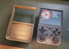 L'AnberDeck non modifica l'Anbernic RG353V stesso. (Fonte immagine: u/gthing)