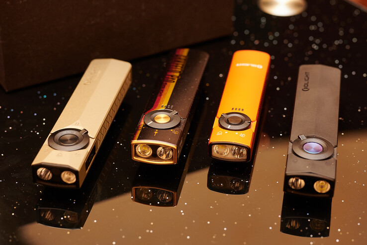 Arkpro Ultra, Arkfeld Pro, Arkfeld e Arkpro a confronto. (da sinistra a destra / Fonte immagine: Andreas Sebayang/Notebookcheck.com)