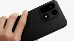 Il OnePlus 15. (Fonte: OnePlus)