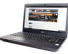 Recensione Breve del portatile Fujitsu LifeBook A557 (Core i5, Full-HD)